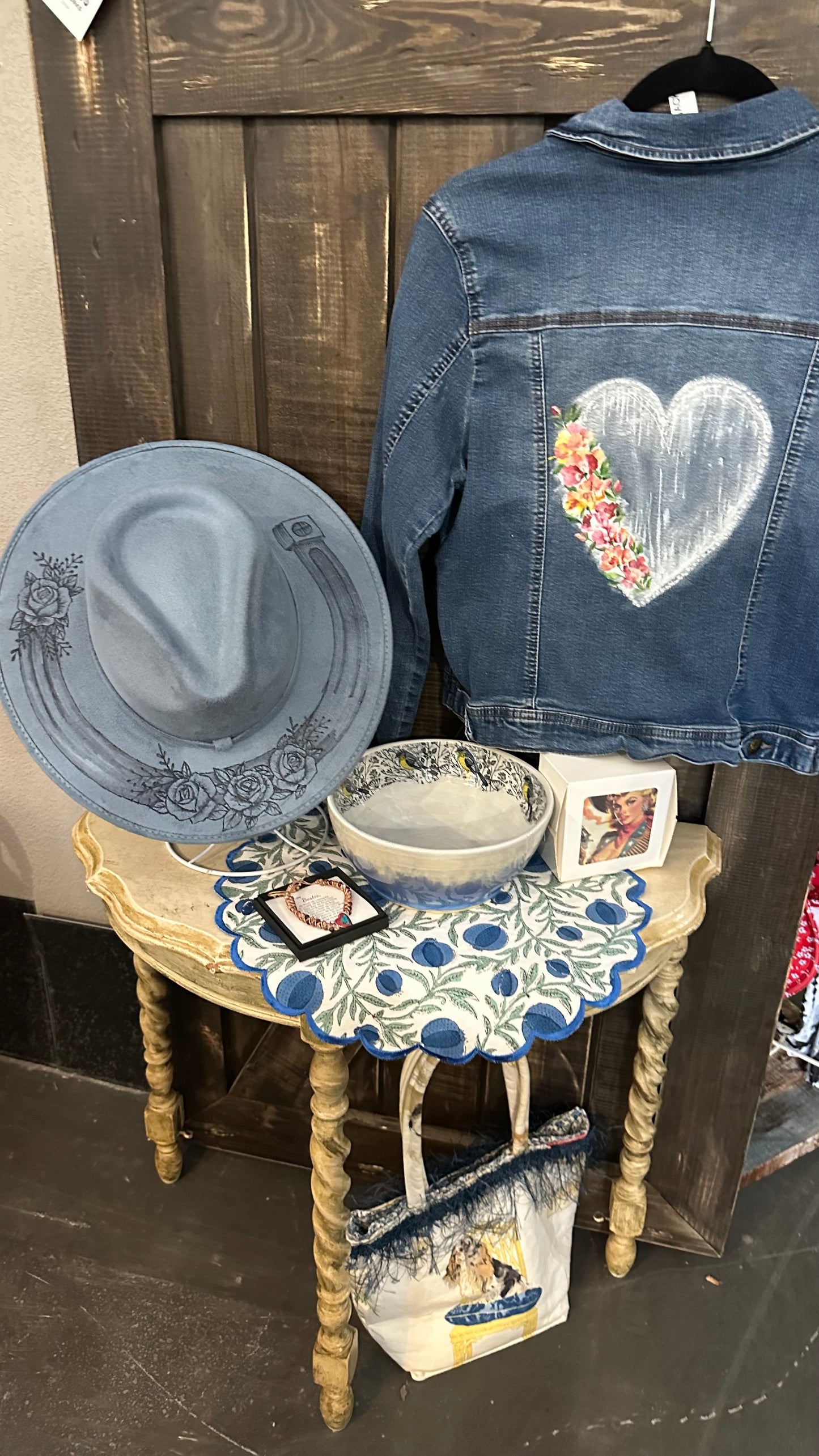 Blue Horse Shoe hat