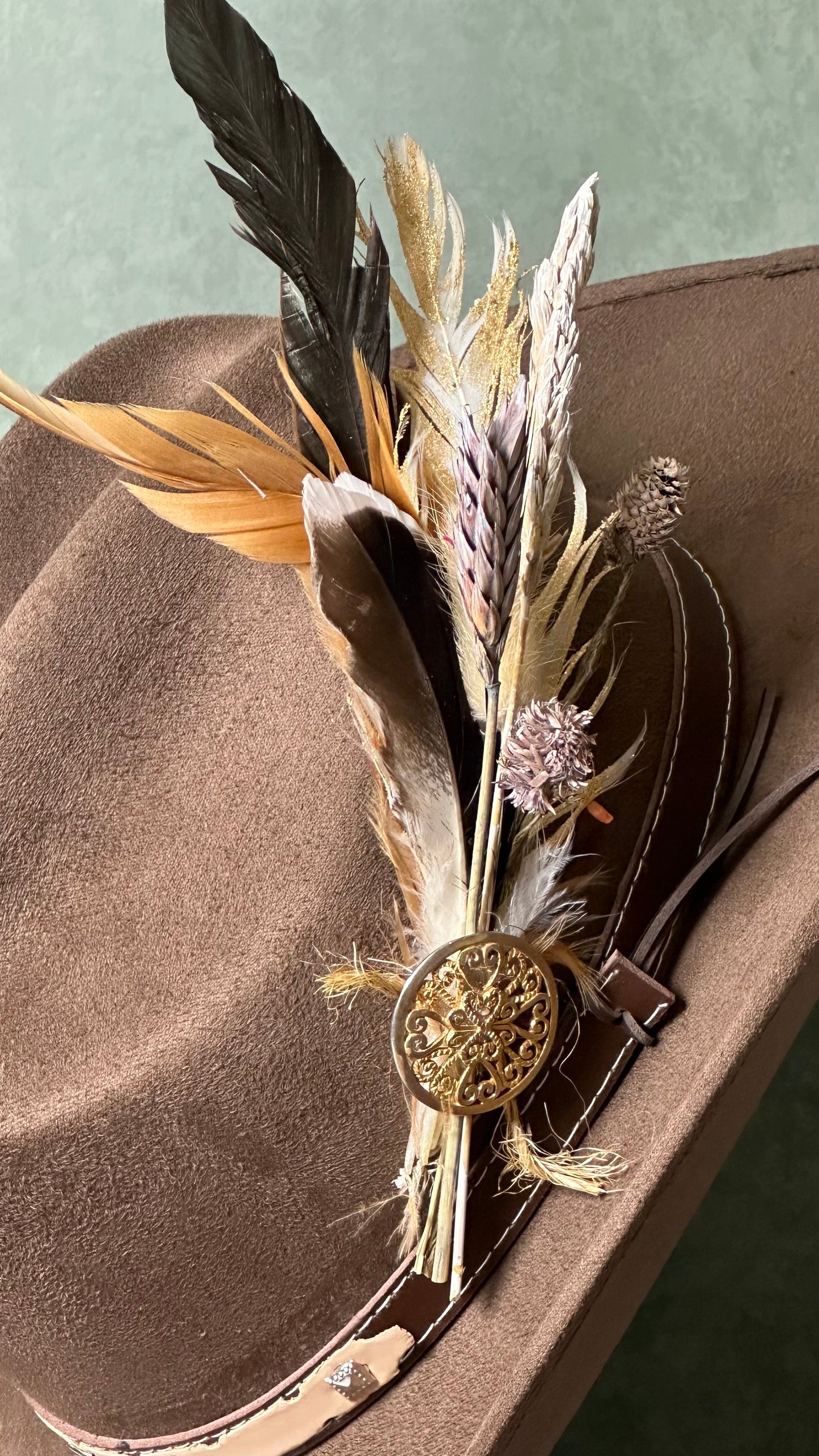 Handcrafted Feather Pin (D)