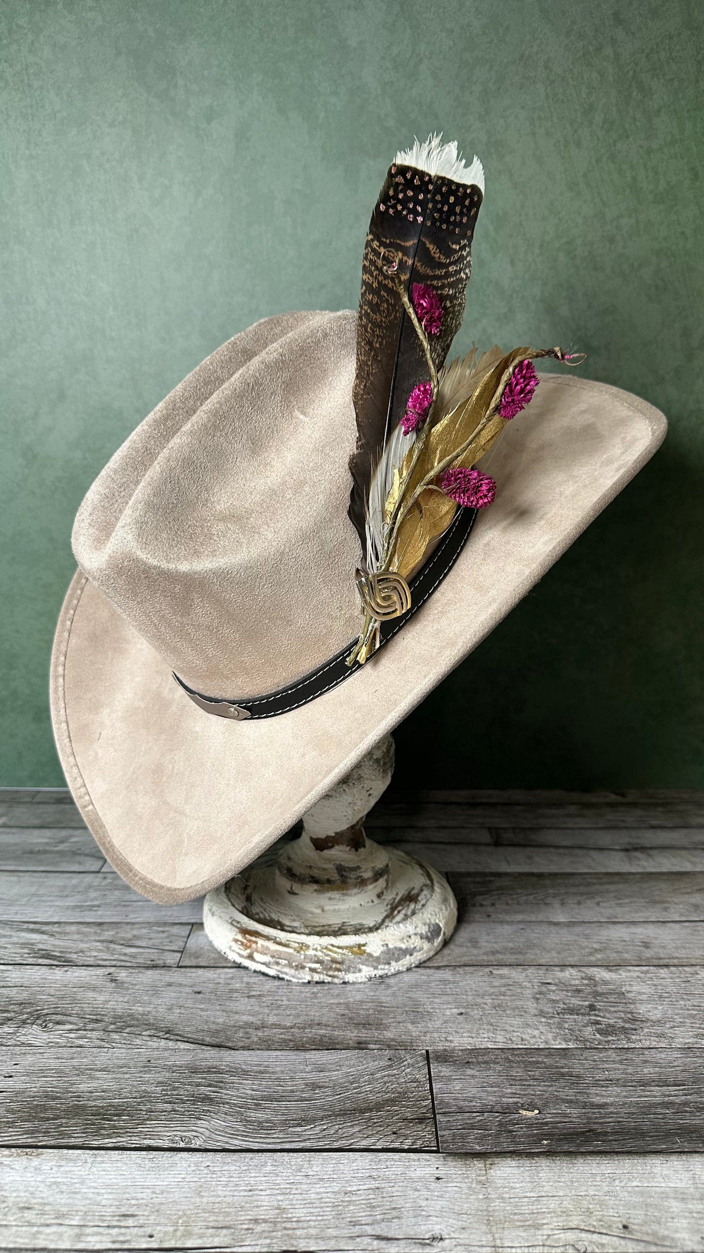 Handcrafted Hat Feather Pin (T)